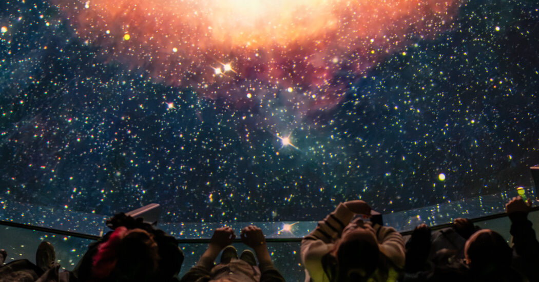 Einstein Telescope Gravity Tour